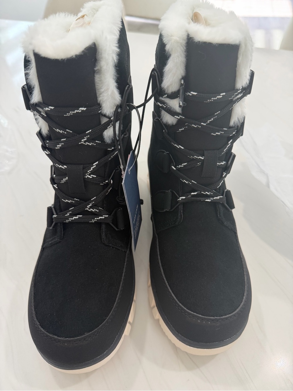 Women's Black Winter Faux-Fur Lace-Up Boots